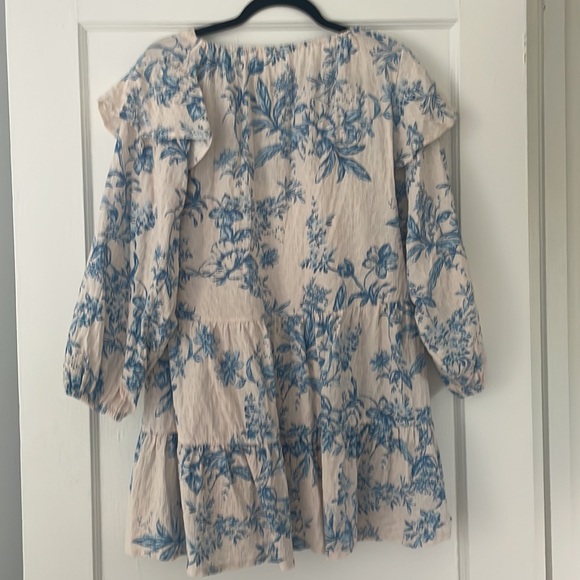 Dress - Picture 3 of 3